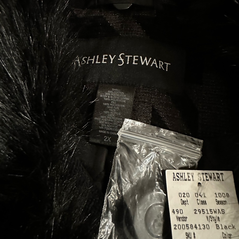 ASHLEY STEWART Designer Full Length Sparkly Black Design Faux Fur Collar, 2 X. - Picture 9 of 13